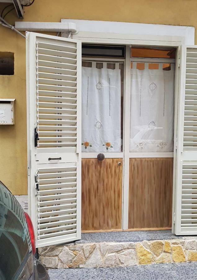 Apartment Giovanni S Little House Catania